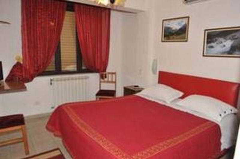 Hotel Kaduku Shkodër Eksteriør bilde